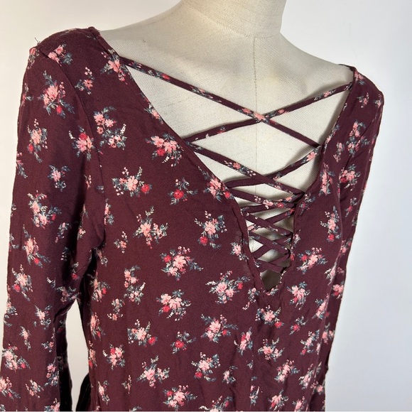 ❤️ American Eagle Outfitters Floral Burgundy Romper M - Picture 4 of 10